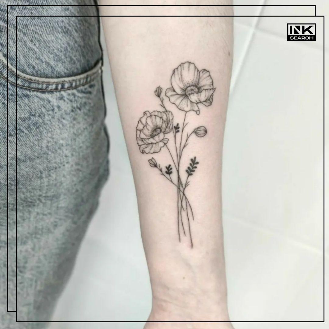 Tatuaże florystyczne - najpopularniejsze, kobiece wzory!