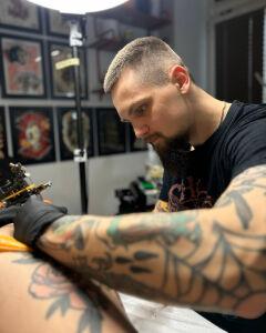 SPIKE HEAD artist avatar