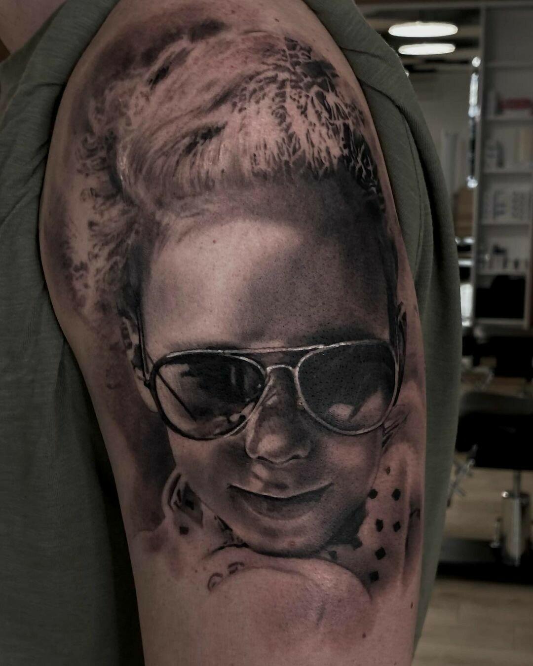 Inksearch tattoo Art Line