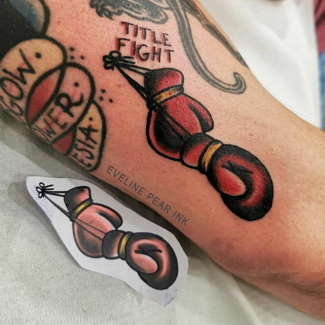 Inksearch tattoo Eveline Pear Ink