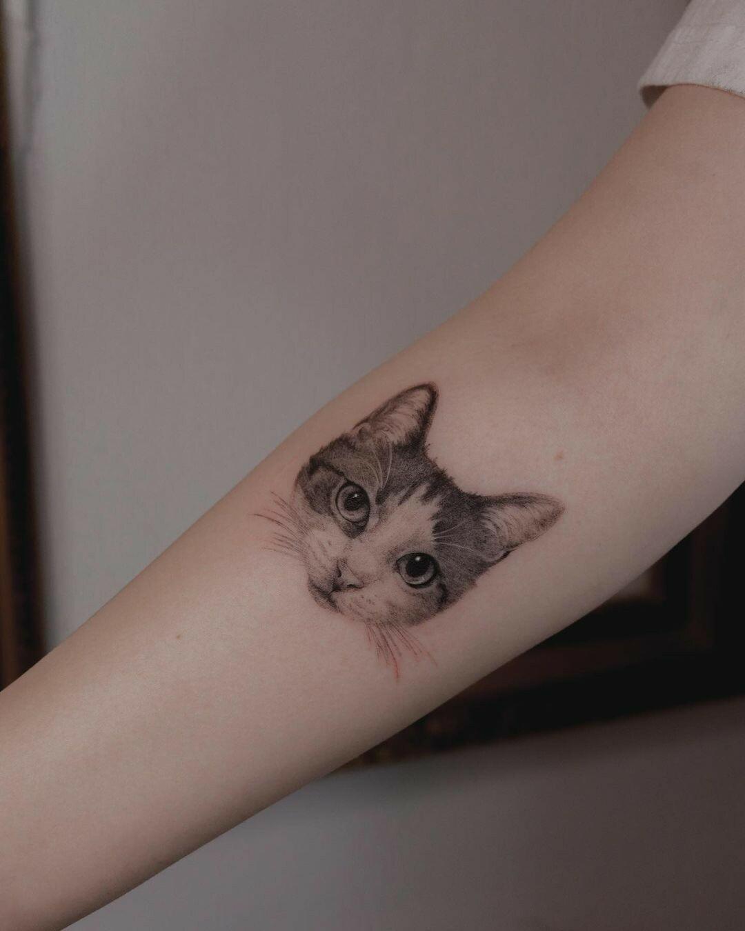 Inksearch tattoo Joasia Luna