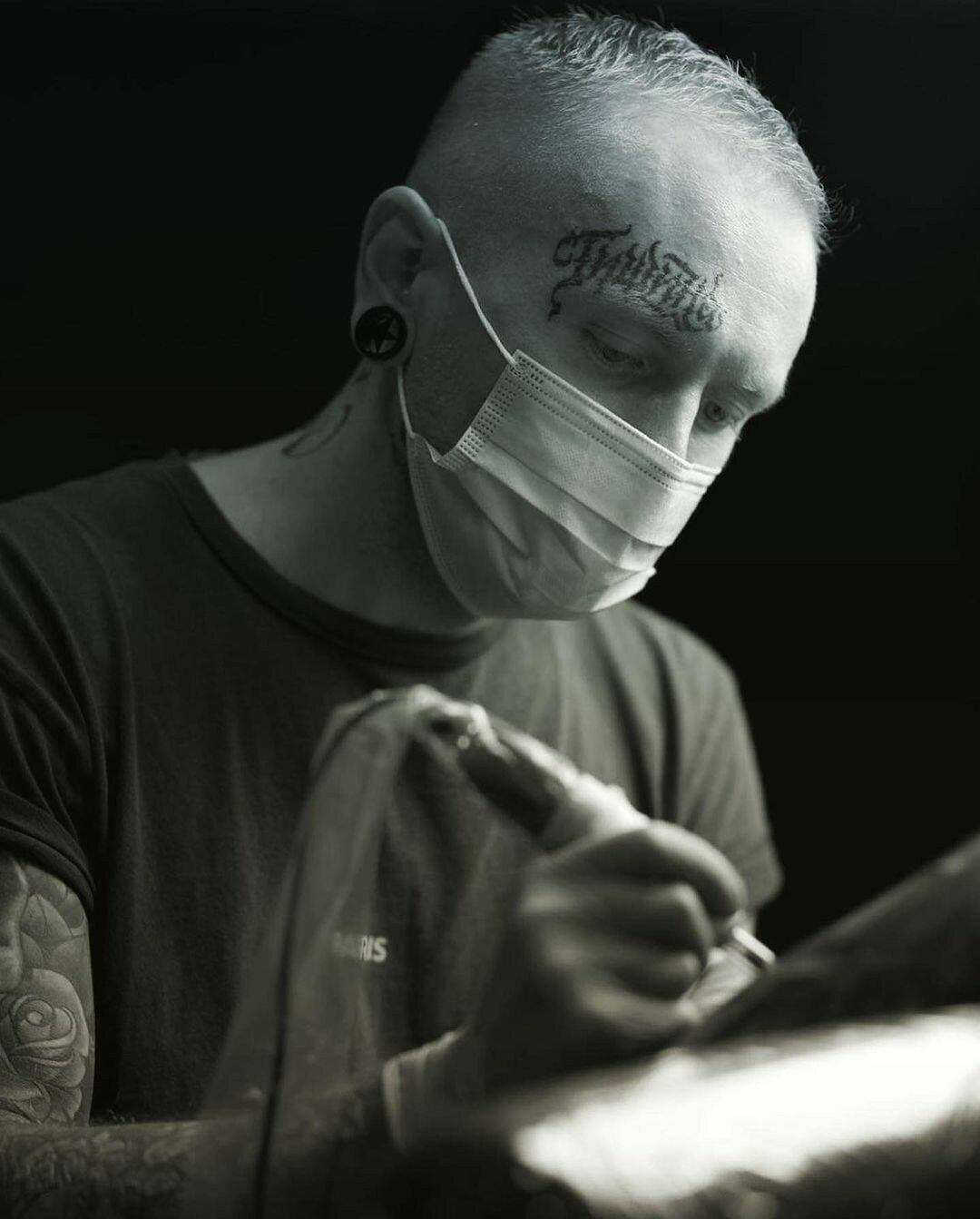 Inksearch tattoo Baba na Rowerze Tattoo