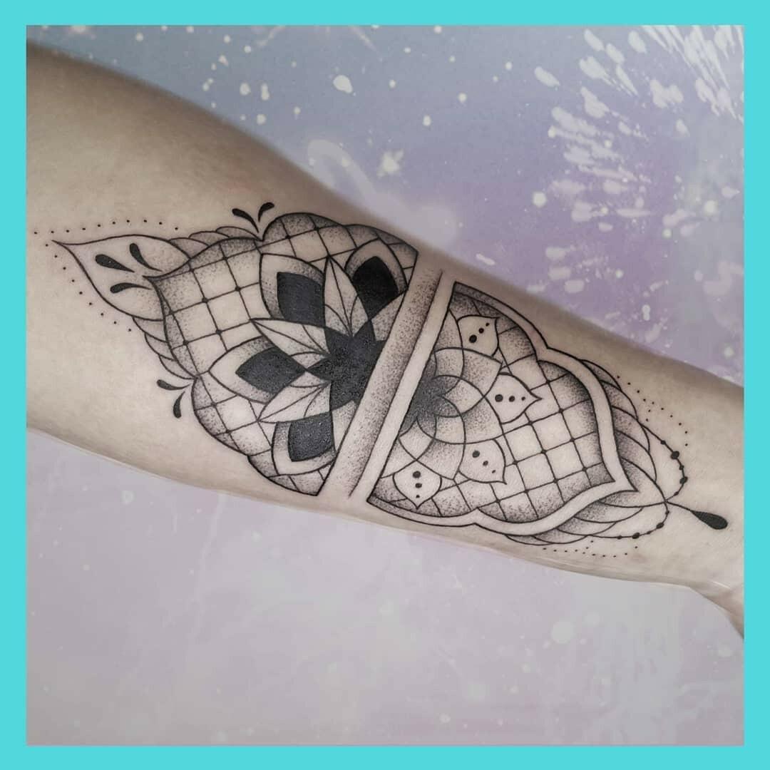 Inksearch tattoo Czarnorożec Tattoo