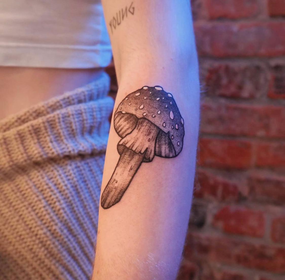 Inksearch tattoo Dodola Tattoo
