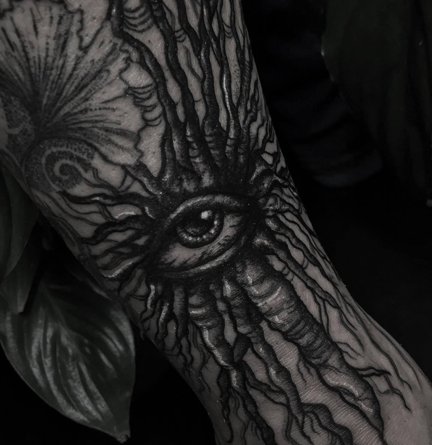Inksearch tattoo Emanuela Latoszek 🌙 The Sacred Touch ⚜️