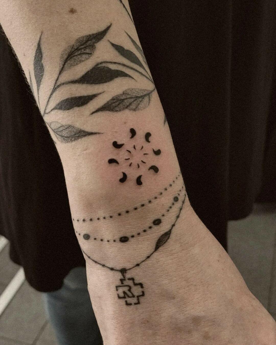 Inksearch tattoo Halko Tattoo Vegan Tattoos