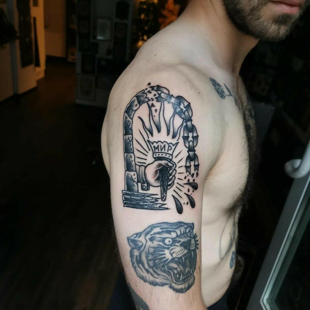 Inksearch tattoo SPIKE HEAD