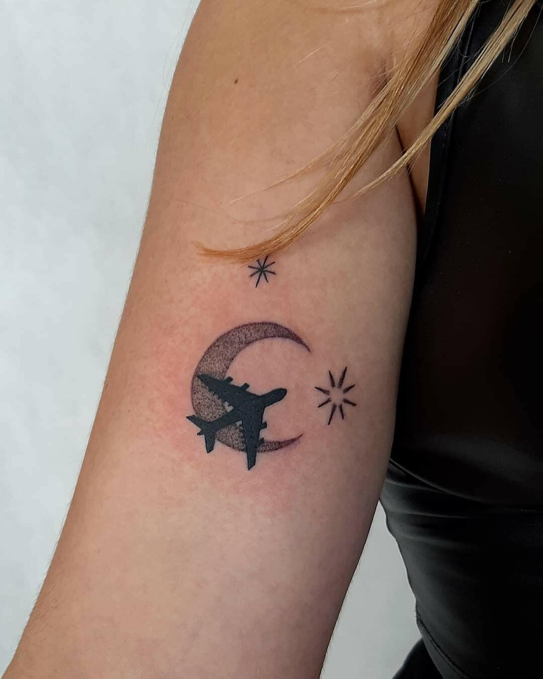 Inksearch tattoo Forsycja_tattoo