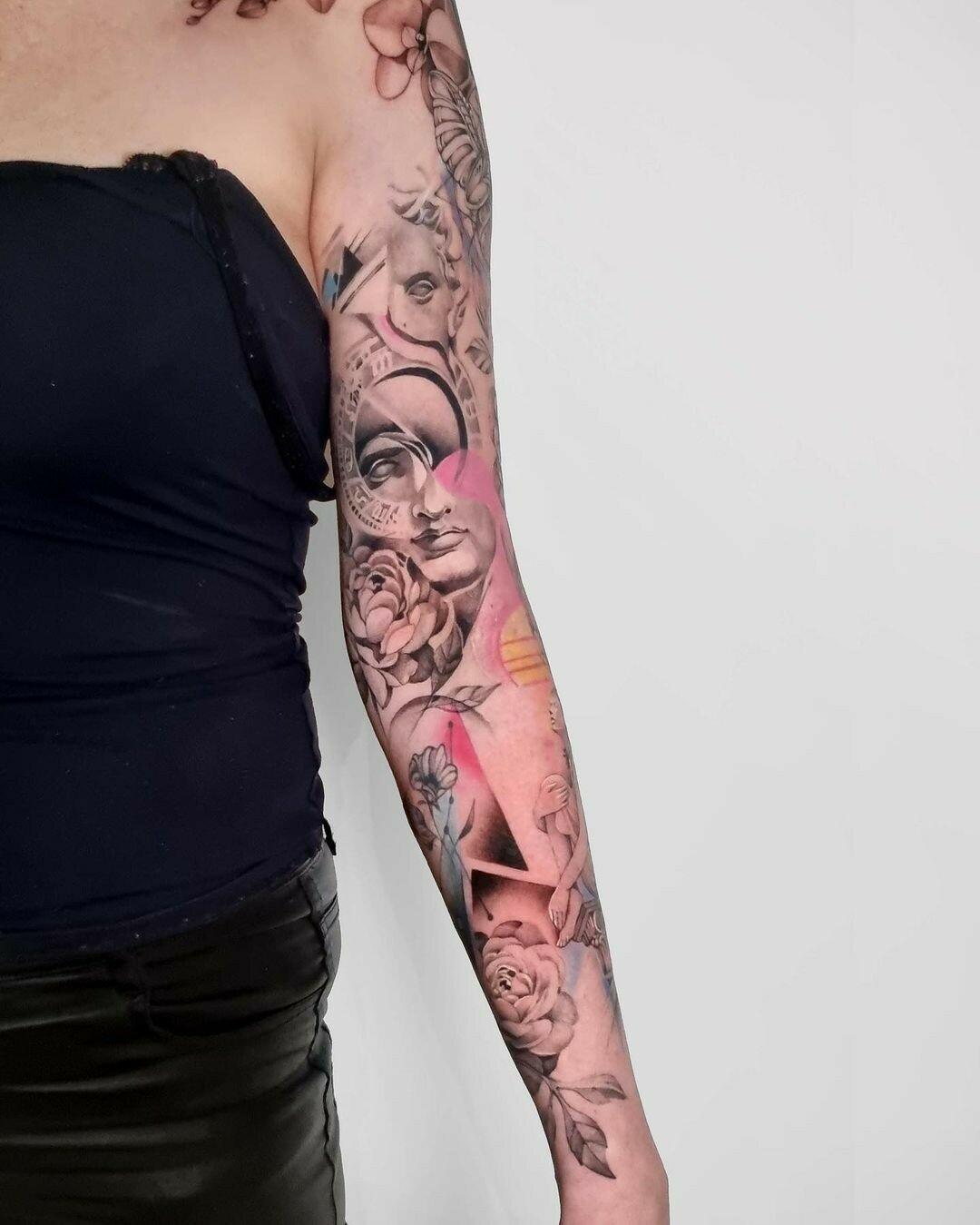 Inksearch tattoo Modliszka Studio Tatuażu
