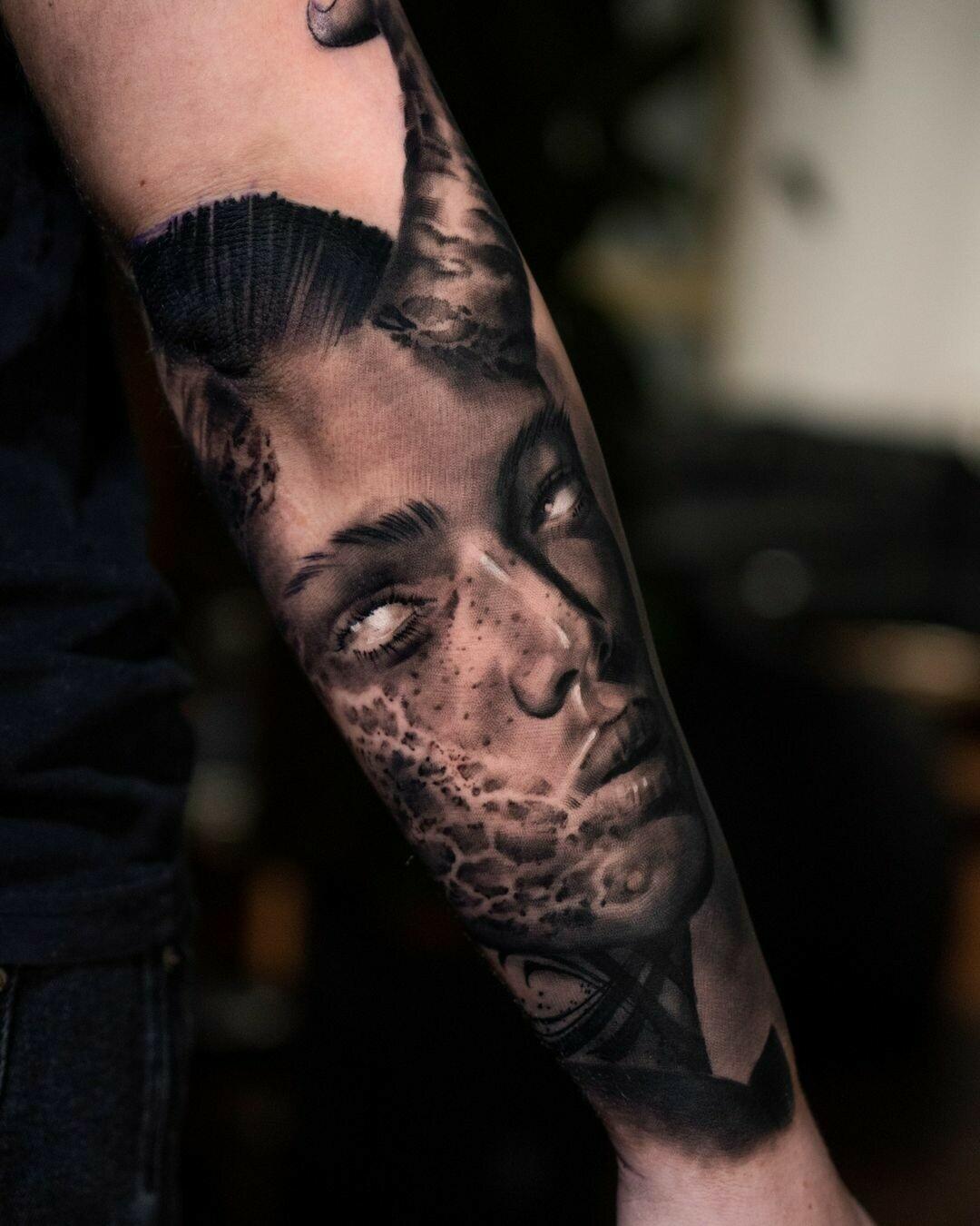 Inksearch tattoo Horyzont