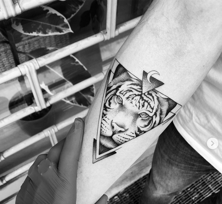 Inksearch tattoo Edoardo Tabacchi Tattoo