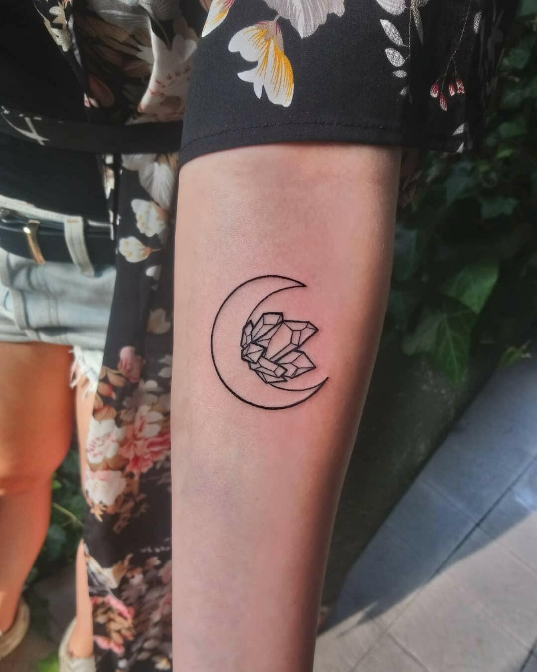 Inksearch tattoo Karolina Myśliwiec