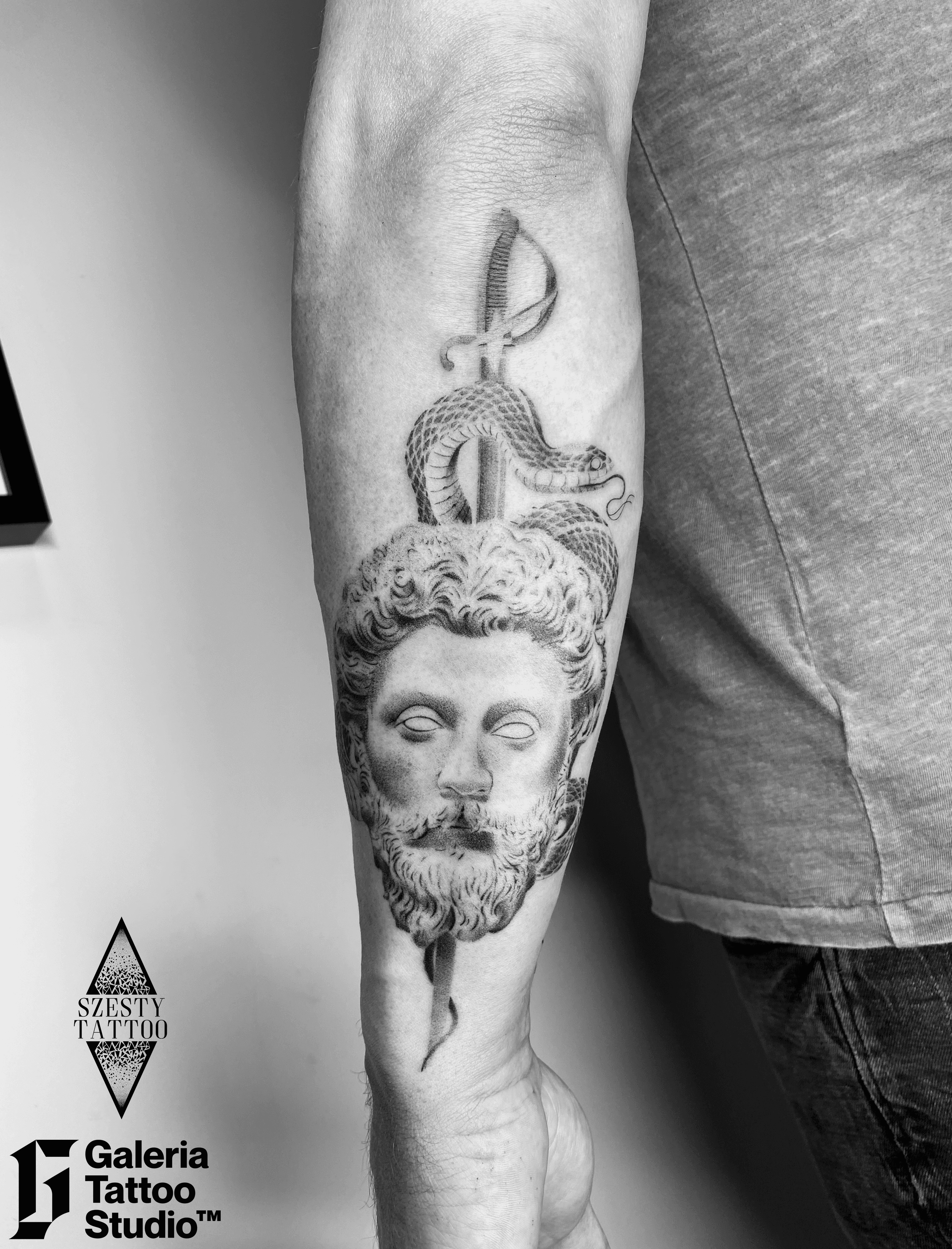 Inksearch tattoo Szesty