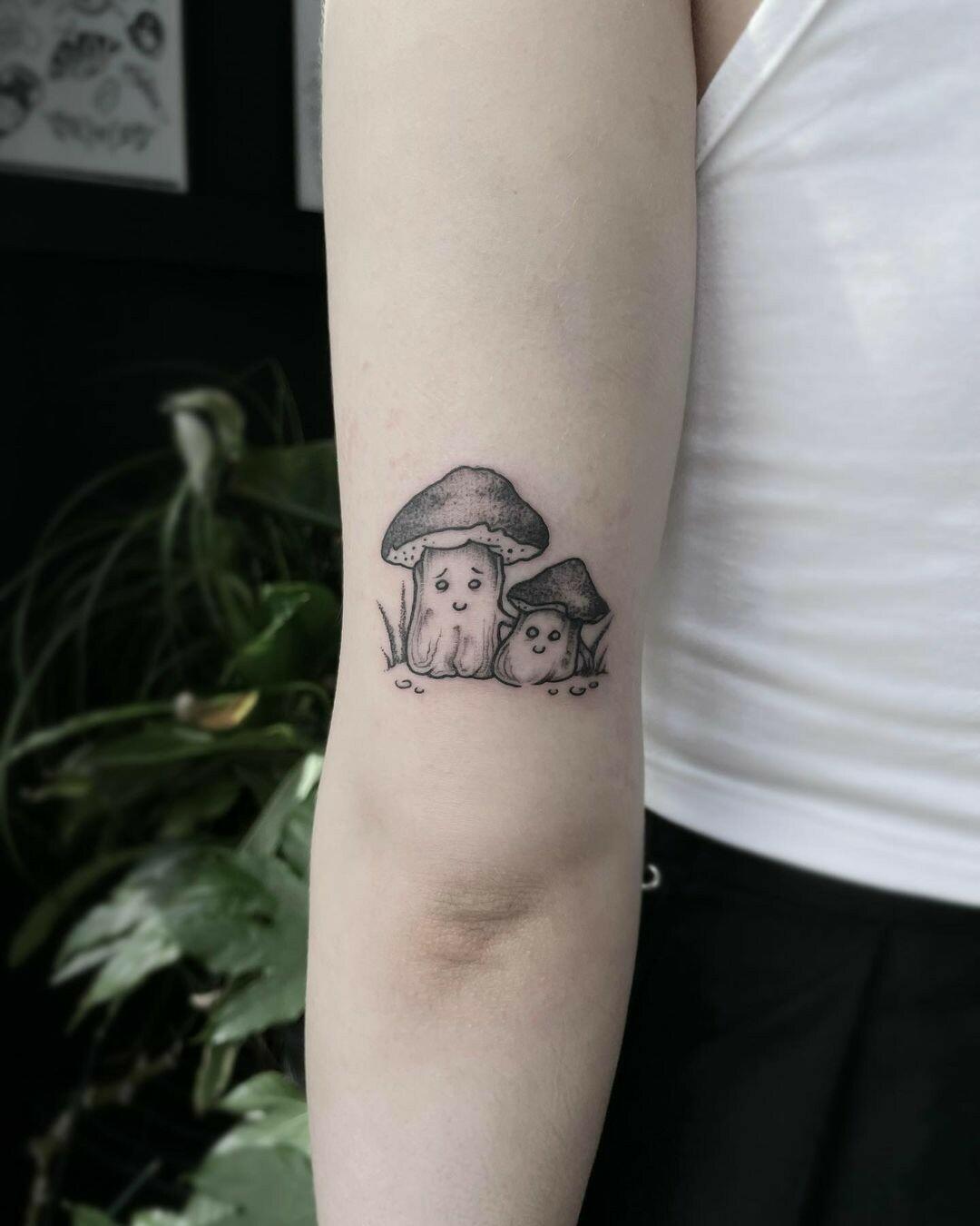 Inksearch tattoo Eterneco INK - Eliza Wiktorowicz