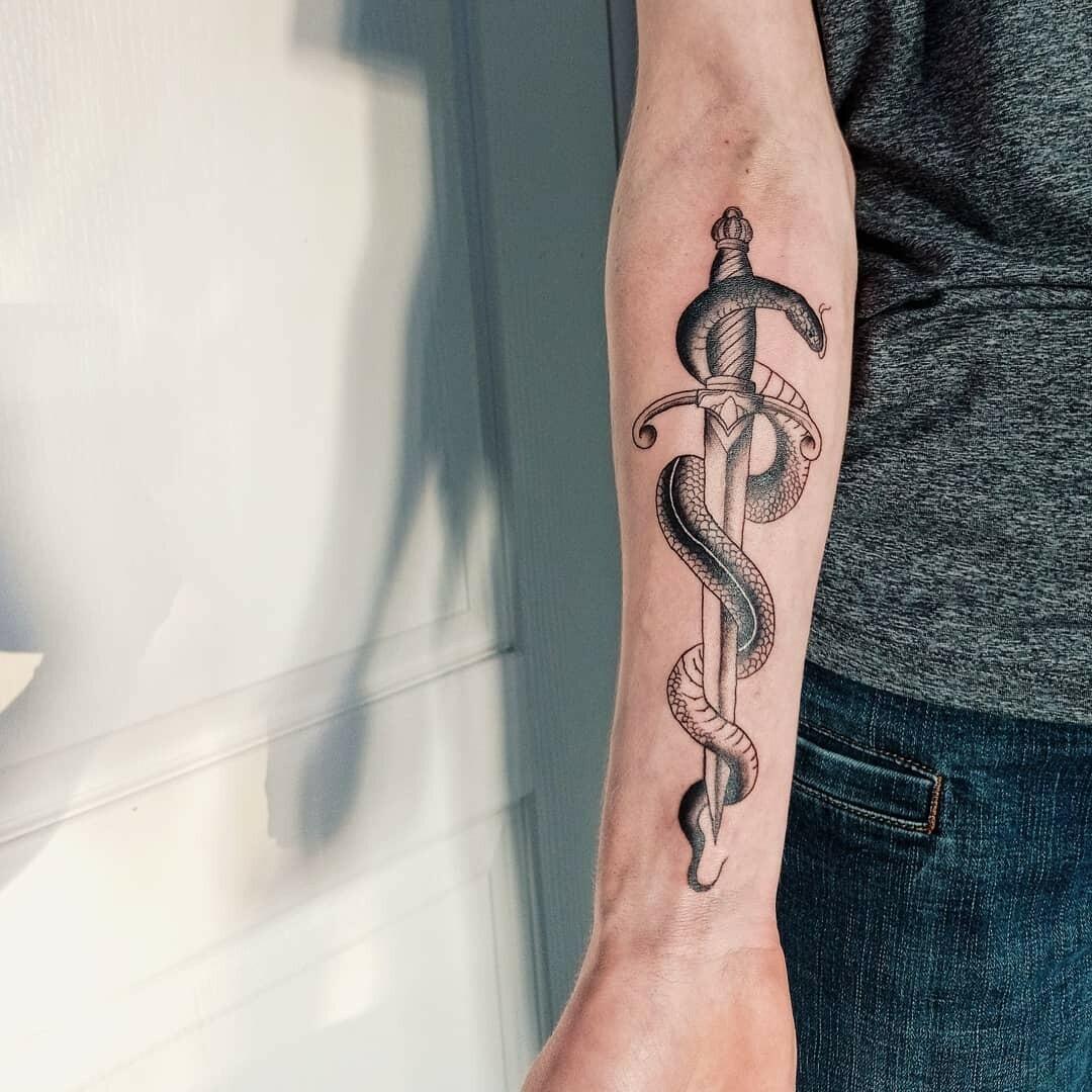 Inksearch tattoo Zioło Tatuaże