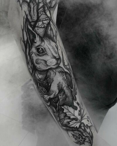 Emanuela Latoszek 🌙 The Sacred Touch ⚜️ inksearch tattoo