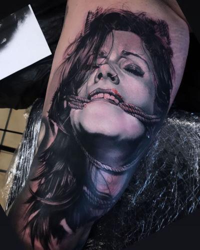 Tomas Šaray inksearch tattoo