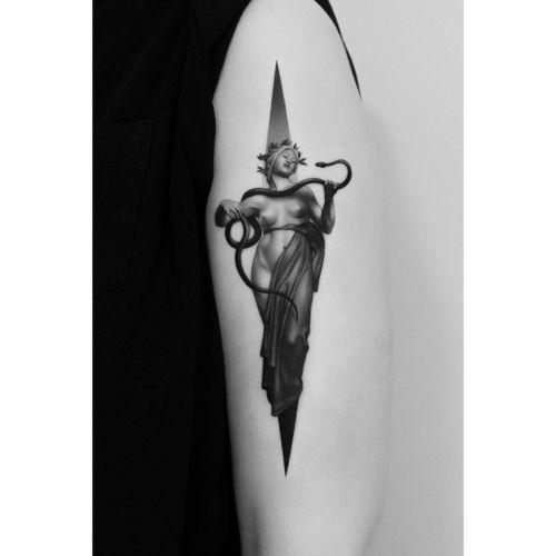 Paweł Indulski - Dotyk Tattoo inksearch tattoo