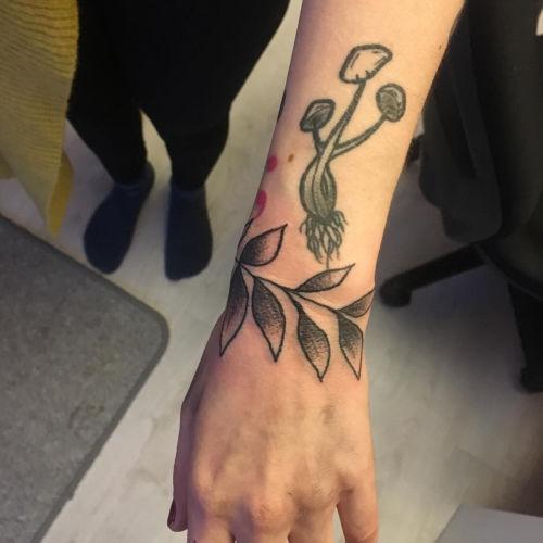 Ola - Evil Doll inksearch tattoo