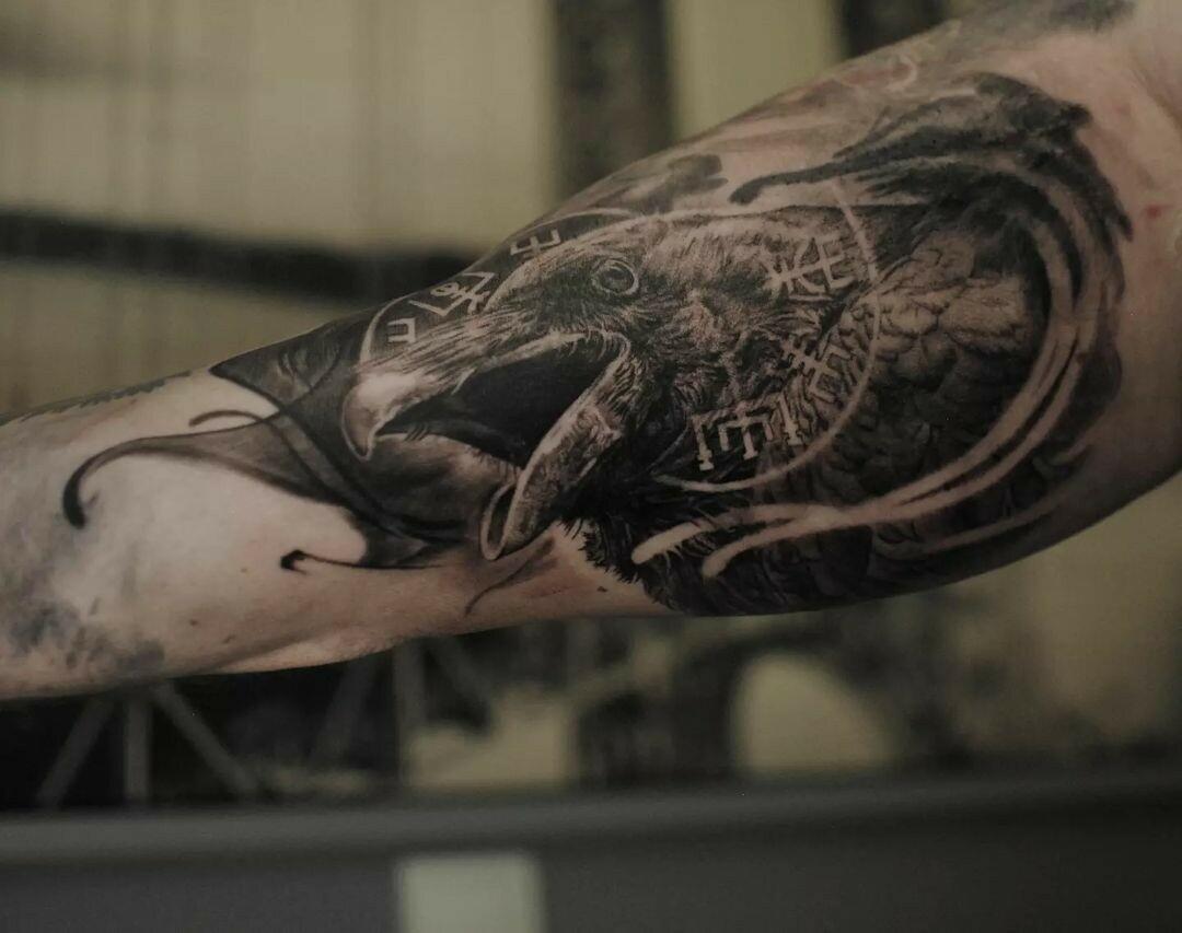 Inksearch tattoo Marcin Nencek Grey eye Tattoo